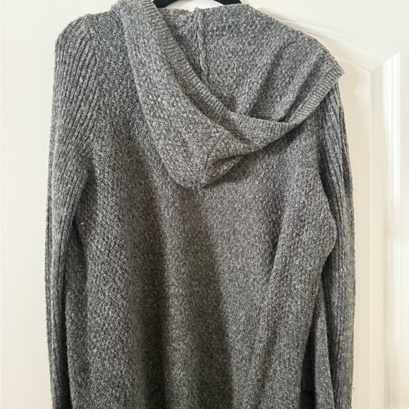 Abercrombie & Fitch Heather Gray Cardigan - Picture 4 of 5